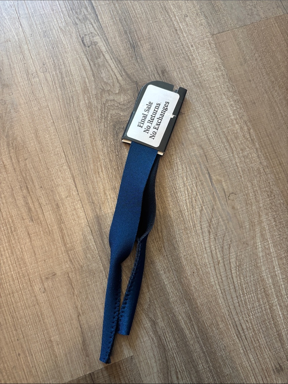 Croakies floating Sunglasses Retainer strap navy new with tags